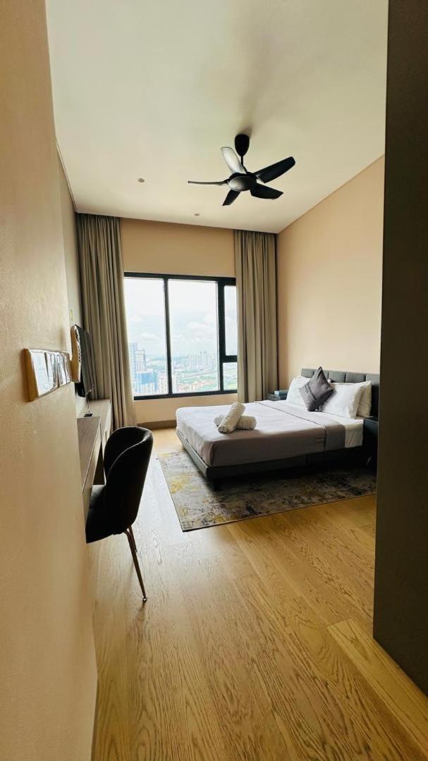 Lucentia Residents At Bbcc Lalaport Bukit Bintang