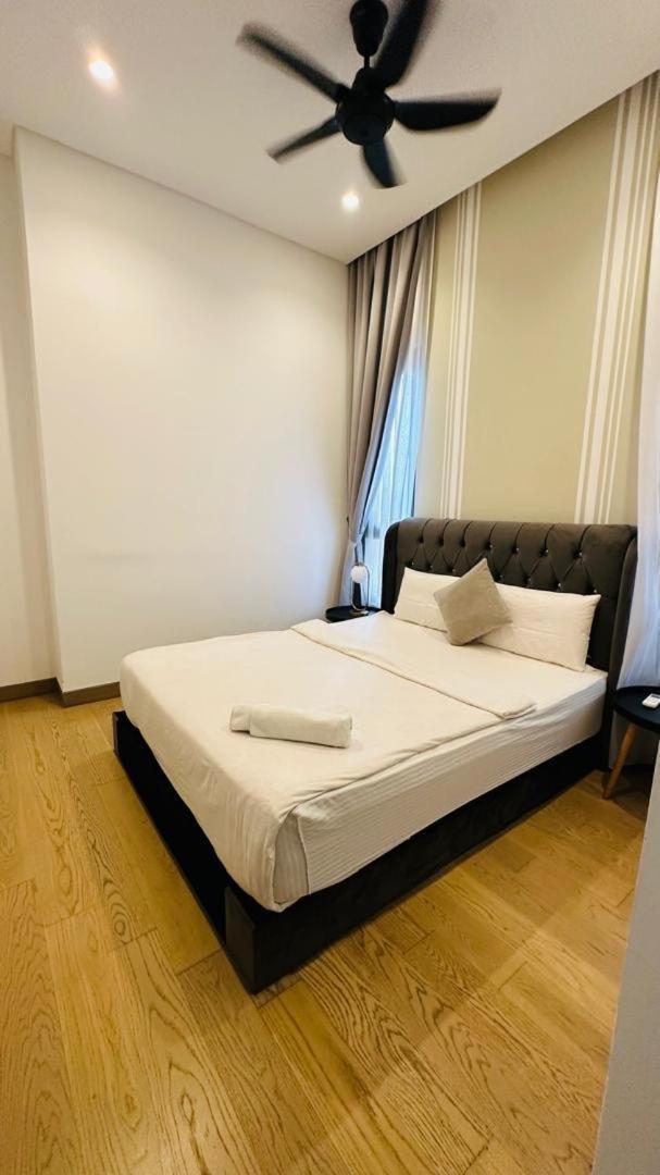 Lucentia Residents At Bbcc Lalaport Bukit Bintang Kuala Lumpur